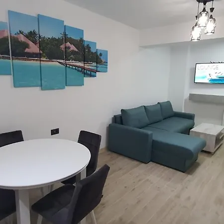 Infinity Luxury Piscina Prima Linie La Mare Apartment