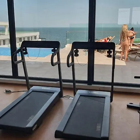 Infinity Luxury Piscina Prima Linie La Mare Navodari