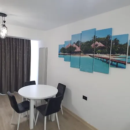 Apartment Infinity Luxury Piscina Prima Linie La Mare *