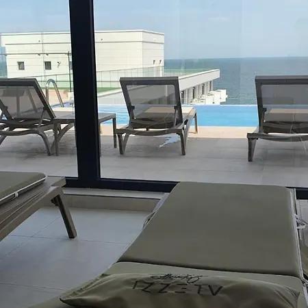 Infinity Luxury Piscina Prima Linie La Mare * Navodari